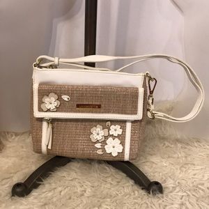 Liz Claiborne brand new straw medium size purse